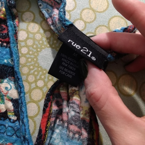 Tank - Picture 2 of 2